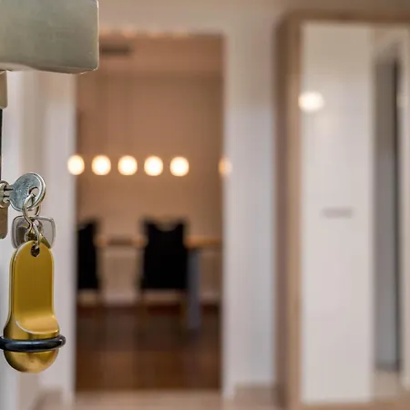 Riesling For 2 - 4 People - Billiards - Balcony With Mosel View - Parking - Wine Barrel Bar - Fully Equipped Kitchen - Netflix - Waiputv - 3 Km From Cochem * Klotten
