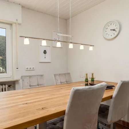 Riesling For 2 - 4 People - Billiards - Balcony With Mosel View - Parking - Wine Barrel Bar - Fully Equipped Kitchen - Netflix - Waiputv - 3 Km From Cochem