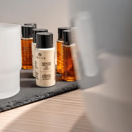 Lägenhet Riesling For 2 - 4 People - Billiards - Balcony With Mosel View - Parking - Wine Barrel Bar - Fully Equipped Kitchen - Netflix - Waiputv - 3 Km From Cochem Klotten