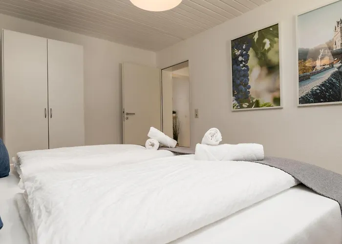 Lägenhet Riesling For 2 - 4 People - Billiards - Balcony With Mosel View - Parking - Wine Barrel Bar - Fully Equipped Kitchen - Netflix - Waiputv - 3 Km From Cochem *